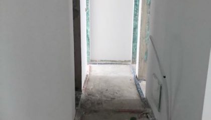 綠地中央廣場(chǎng)油漆階段