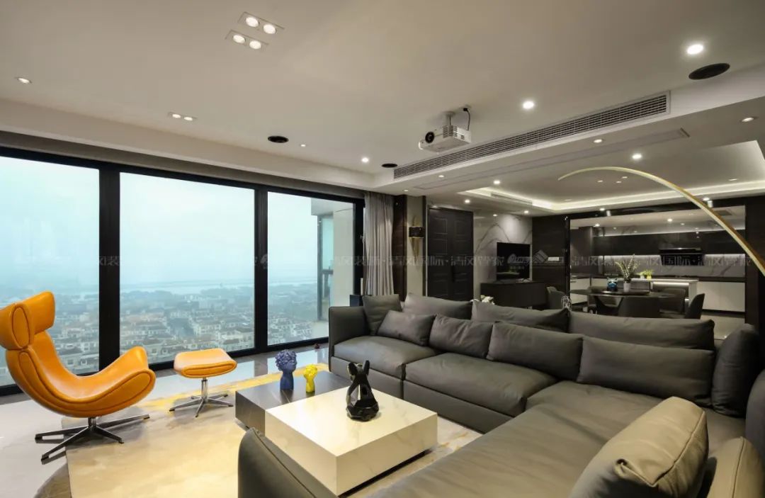 賞·析|港式味道，小眾風(fēng)格里的大眾情懷。