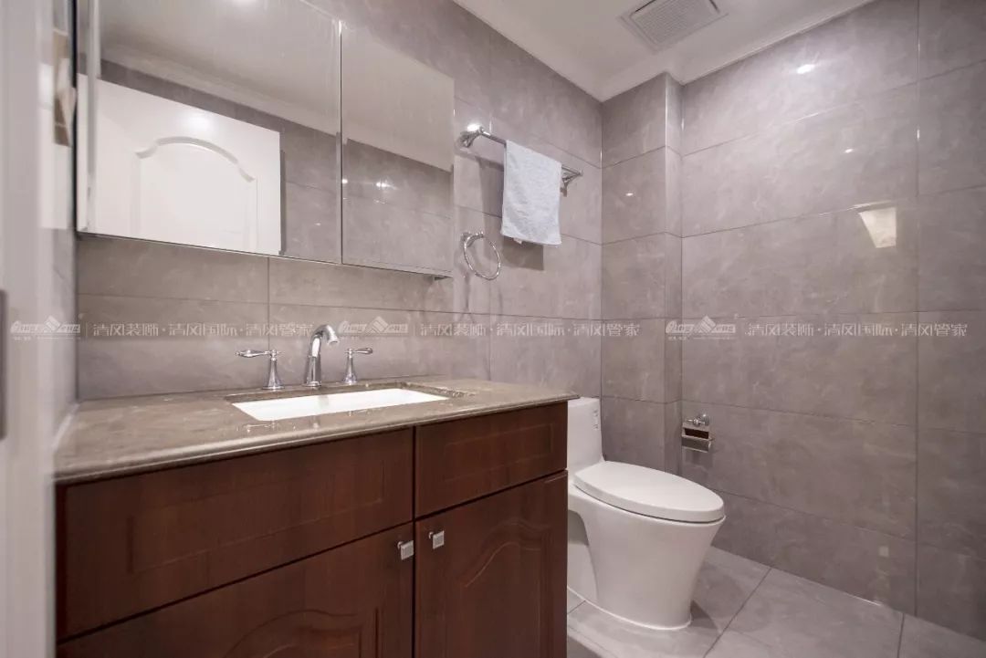 賞·析|美式輕奢，寧?kù)o而精致的品質(zhì)之家！