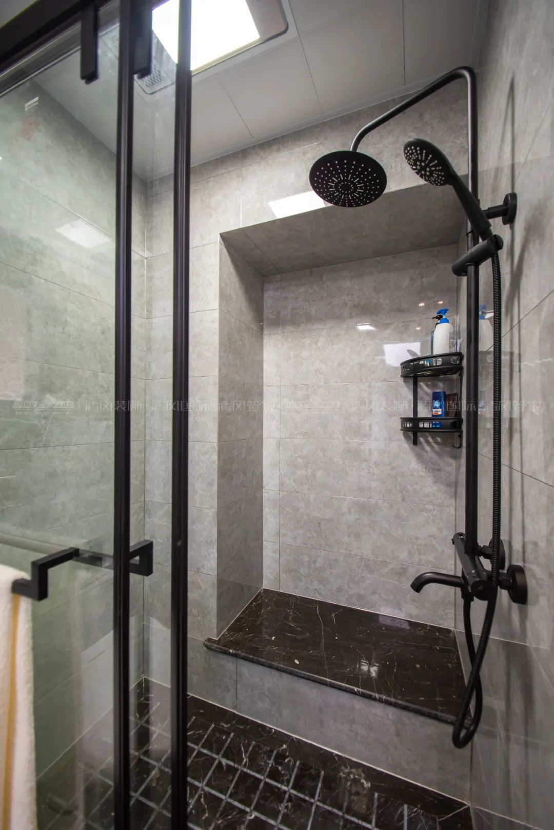 賞·析|剔除羈絆，一屋三餐四季，隨心而活。