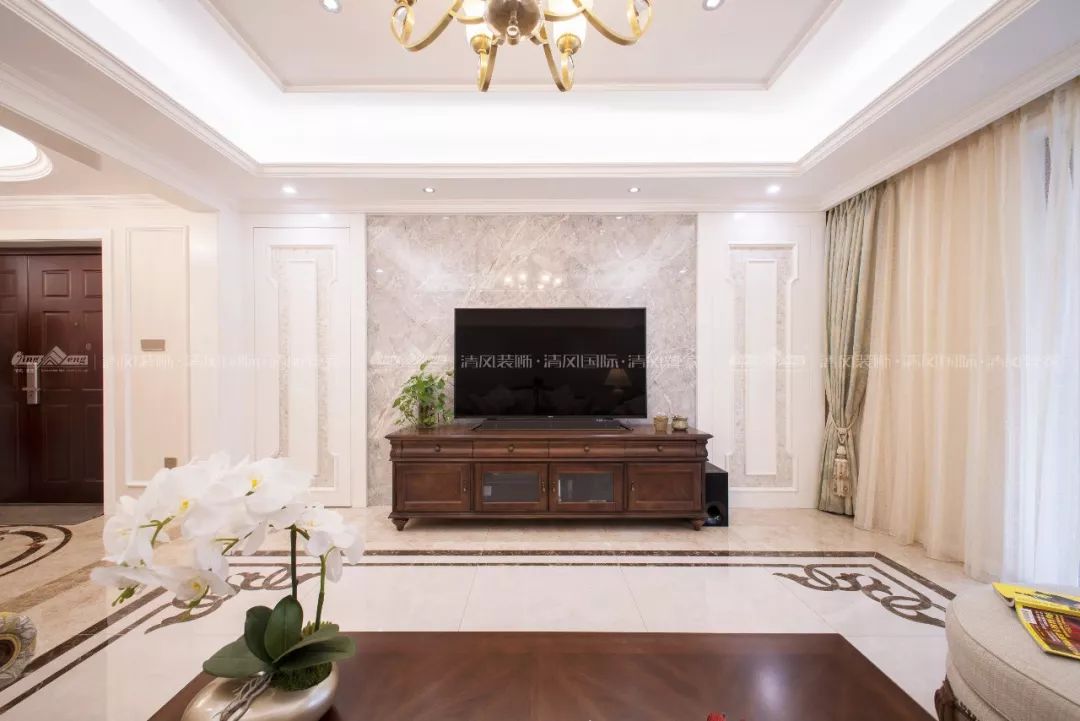 賞·析|美式輕奢，寧?kù)o而精致的品質(zhì)之家！