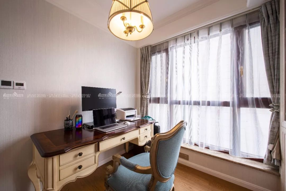 賞·析|美式輕奢，寧?kù)o而精致的品質(zhì)之家！