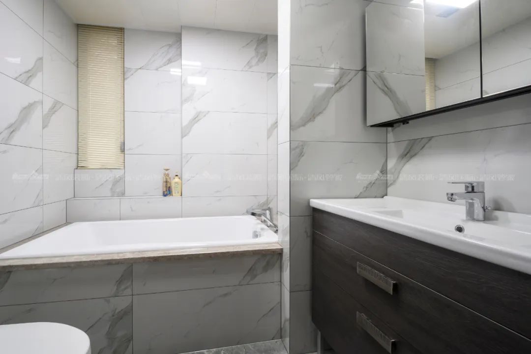 賞·析|中式精髓+輕奢氣質(zhì)，讓空間充滿氣韻與格調(diào)