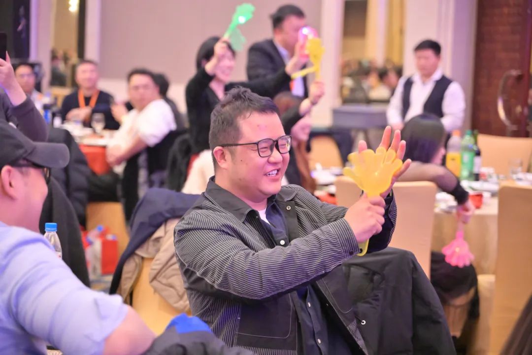 龍騰年·秉初心·創(chuàng)未來(lái)|清風(fēng)裝飾25周年主題年會(huì)圓滿(mǎn)成功！