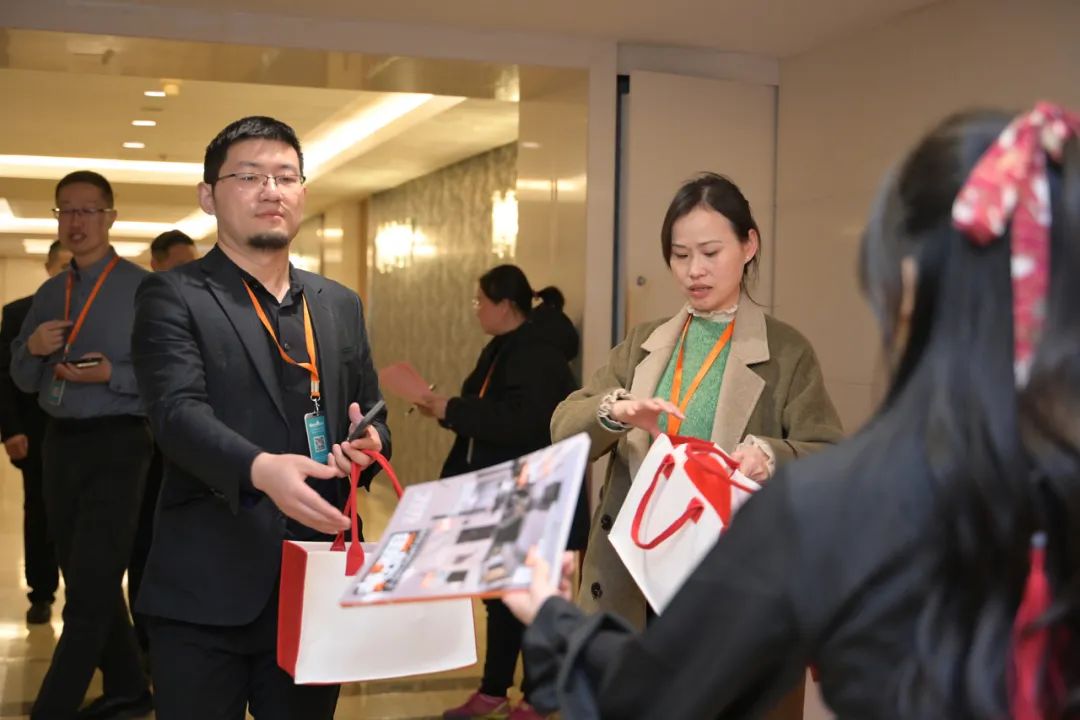 清風(fēng)裝飾2023年終總結(jié)大會&頒獎盛典