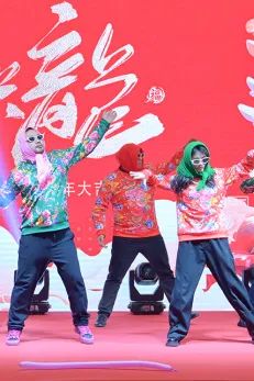 龍騰年·秉初心·創(chuàng)未來(lái)|清風(fēng)裝飾25周年主題年會(huì)圓滿(mǎn)成功！