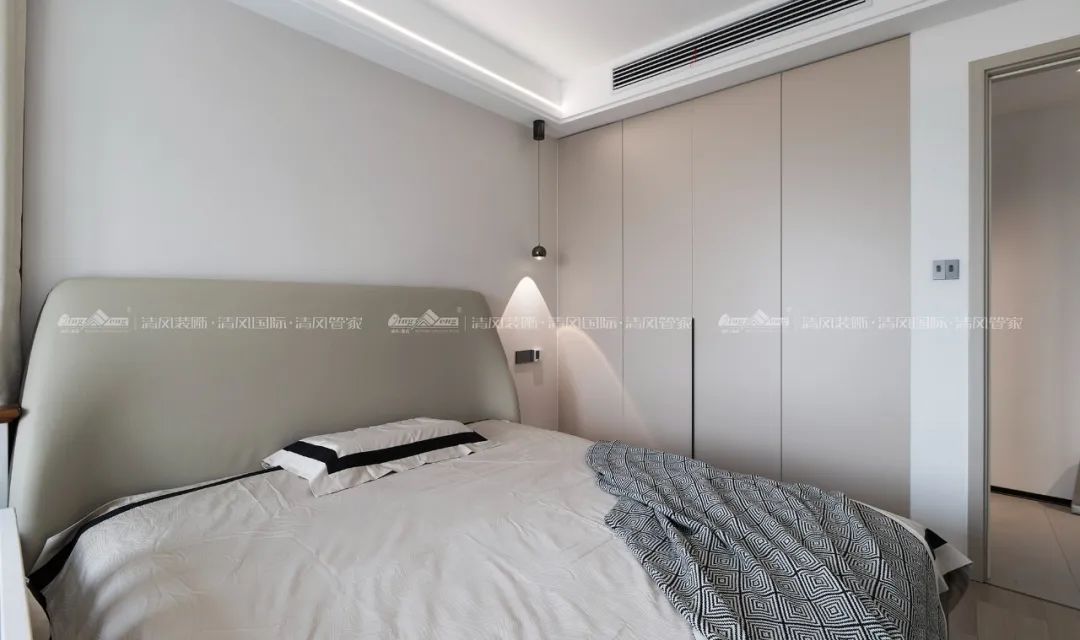 賞·析|140㎡現(xiàn)代簡約，光影自由穿梭的家滿是松弛感！