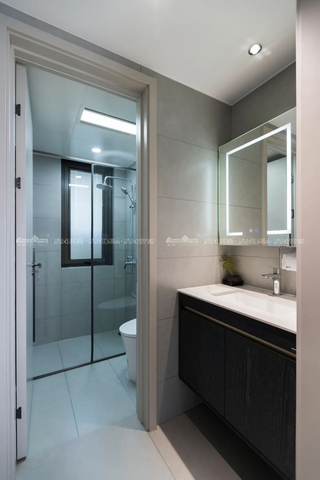 賞·析|140㎡現(xiàn)代簡約，光影自由穿梭的家滿是松弛感！