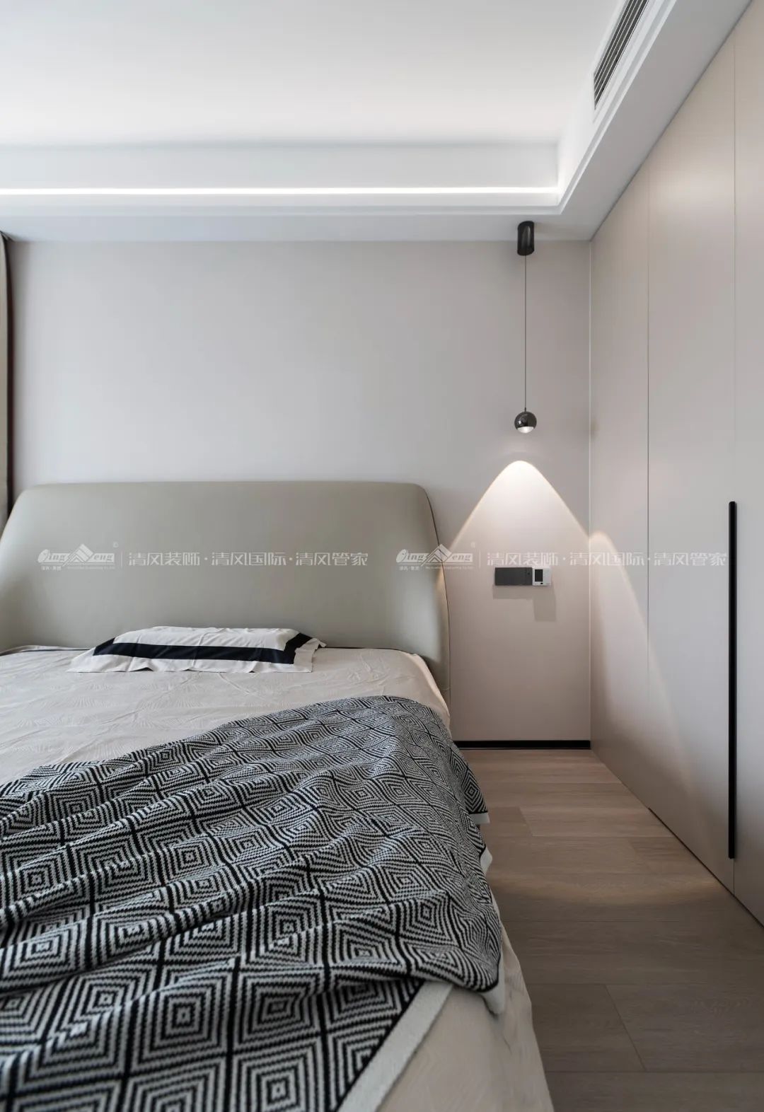 賞·析|140㎡現(xiàn)代簡約，光影自由穿梭的家滿是松弛感！