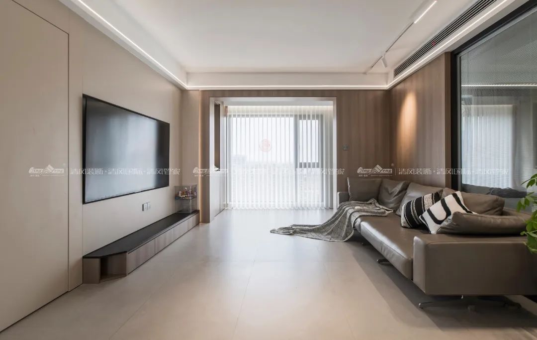 賞·析|140㎡現(xiàn)代簡約，光影自由穿梭的家滿是松弛感！