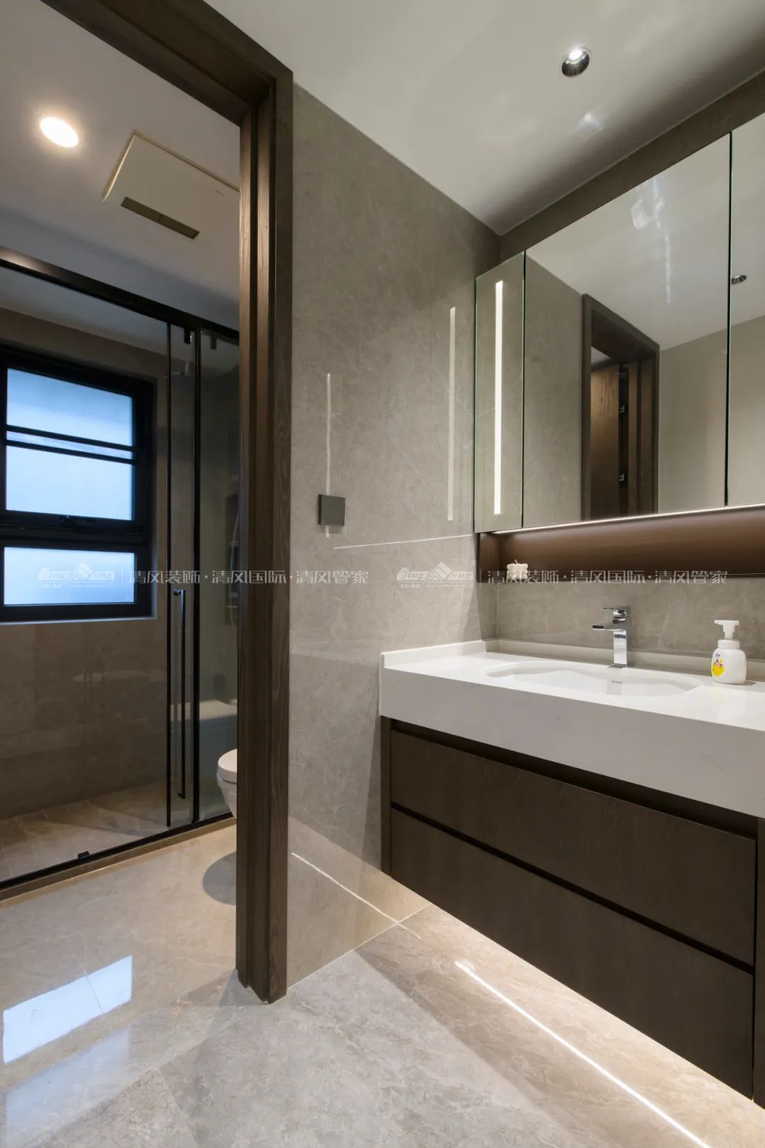 賞·析|198㎡現(xiàn)代輕奢，與精致主義撞個滿懷！