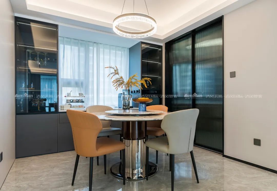 賞·析|140㎡現(xiàn)代簡(jiǎn)約，溫馨舒適感拉滿！