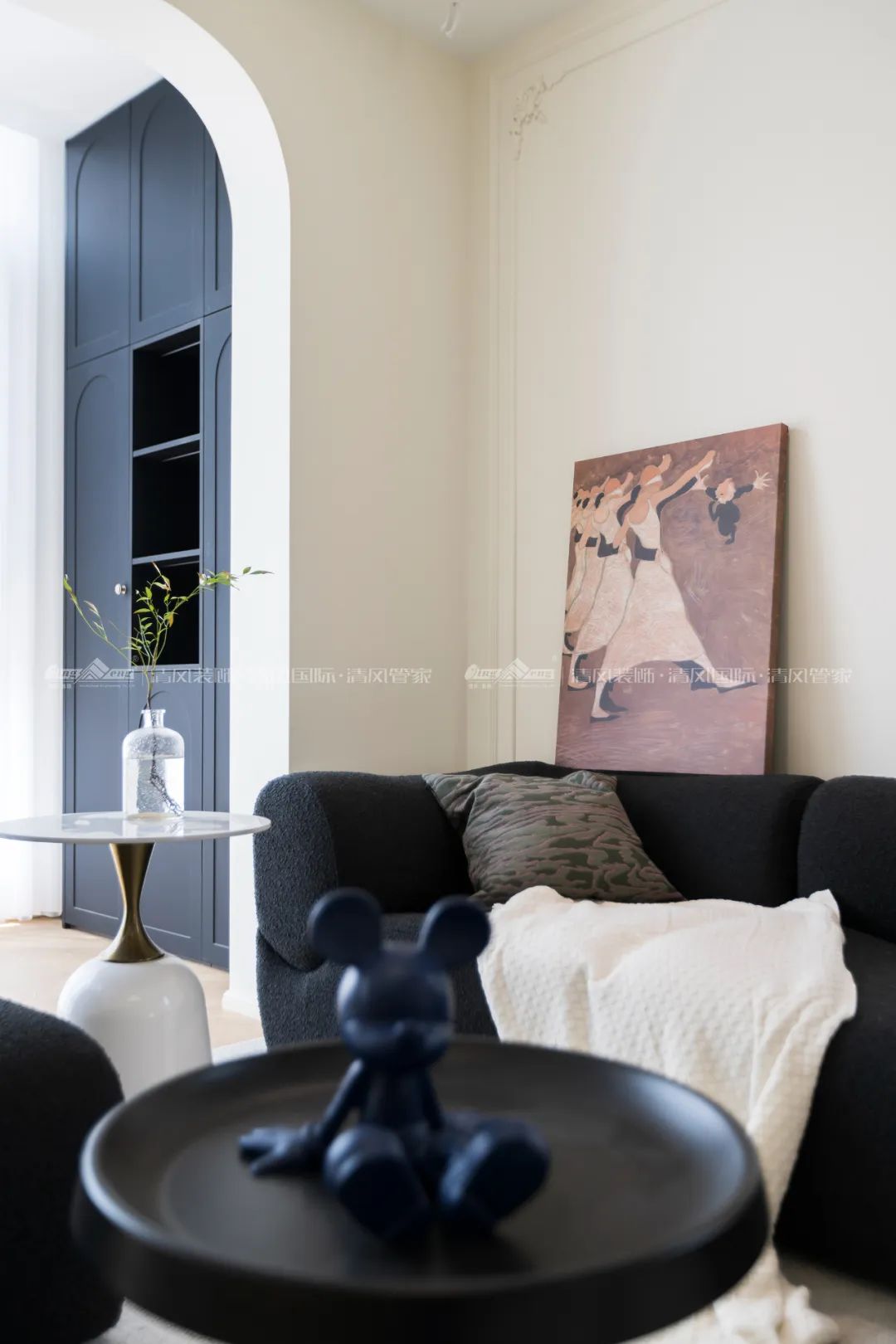 賞·析|300㎡輕法混搭風(fēng)，時(shí)尚溫馨感拉滿！