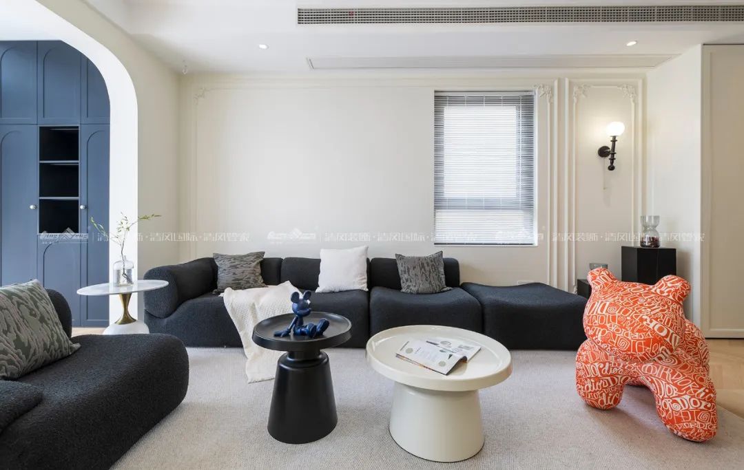 賞·析|300㎡輕法混搭風(fēng)，時尚溫馨感拉滿！