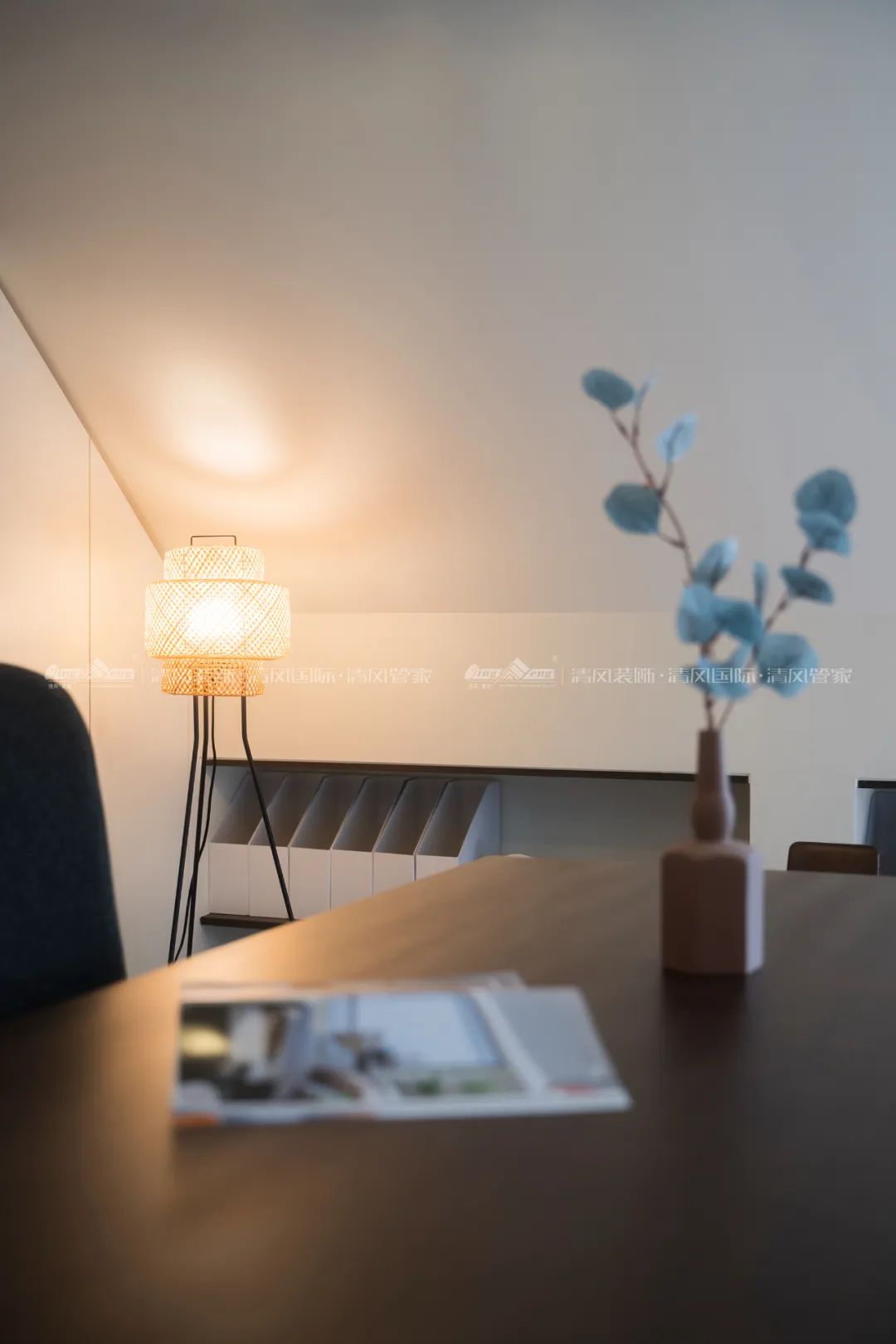 賞·析|300㎡輕法混搭風(fēng)，時(shí)尚溫馨感拉滿！