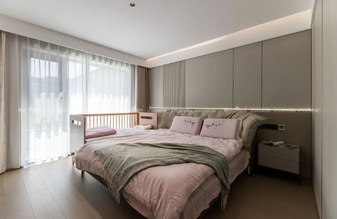 賞·析|180㎡現(xiàn)代簡約，探索家的生活軌跡