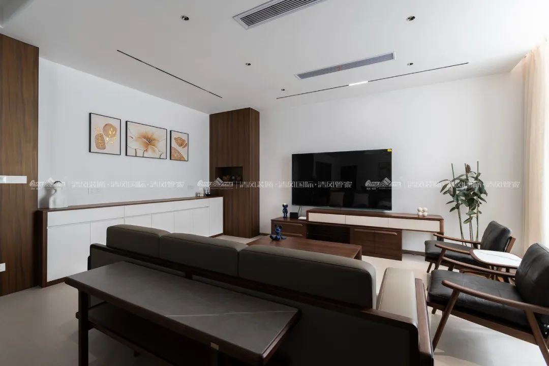 賞·析|420㎡現(xiàn)代簡(jiǎn)約，家是自然的延伸