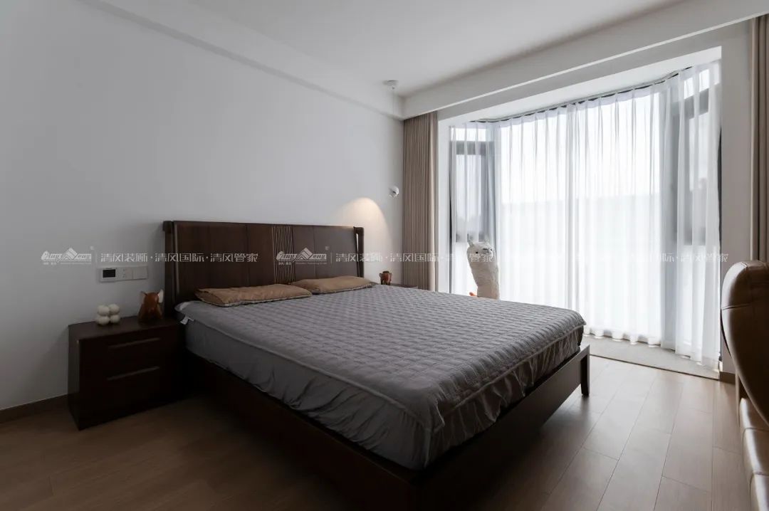 賞·析|420㎡現(xiàn)代簡(jiǎn)約，家是自然的延伸