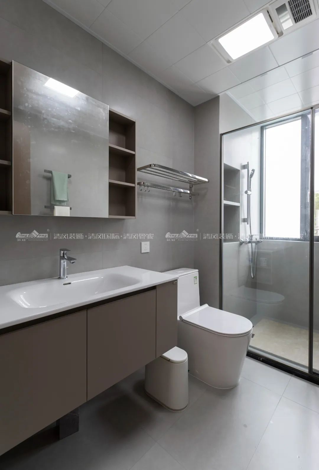 賞·析|420㎡現(xiàn)代簡(jiǎn)約，家是自然的延伸