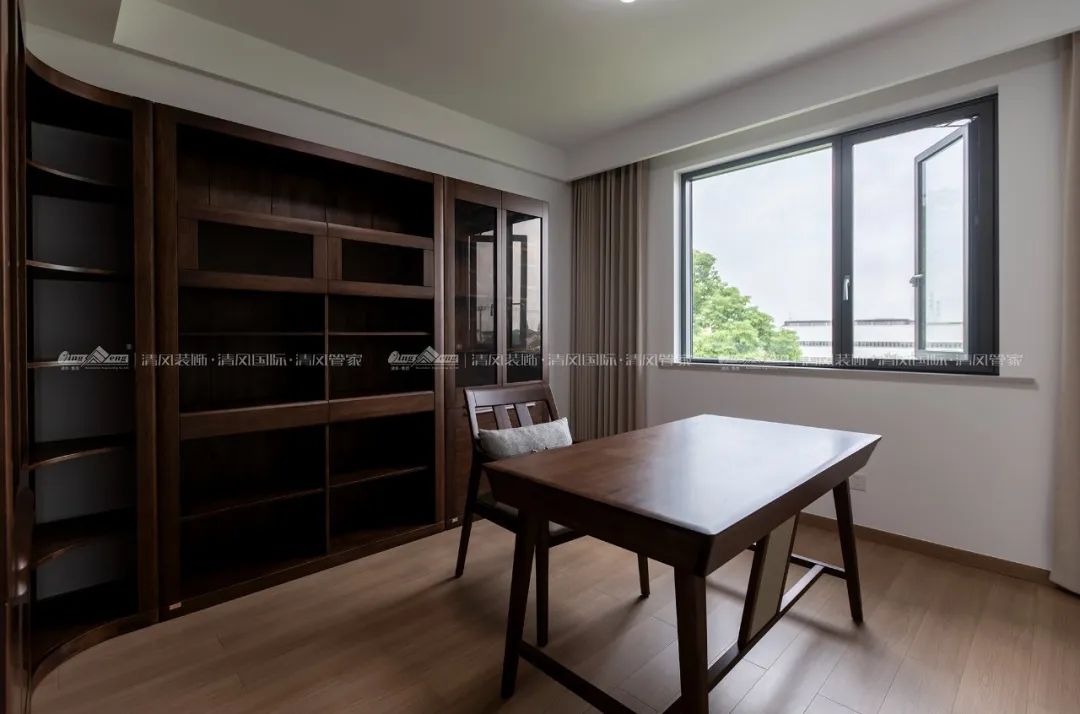 賞·析|420㎡現(xiàn)代簡(jiǎn)約，家是自然的延伸