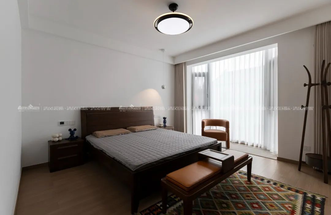 賞·析|420㎡現(xiàn)代簡(jiǎn)約，家是自然的延伸