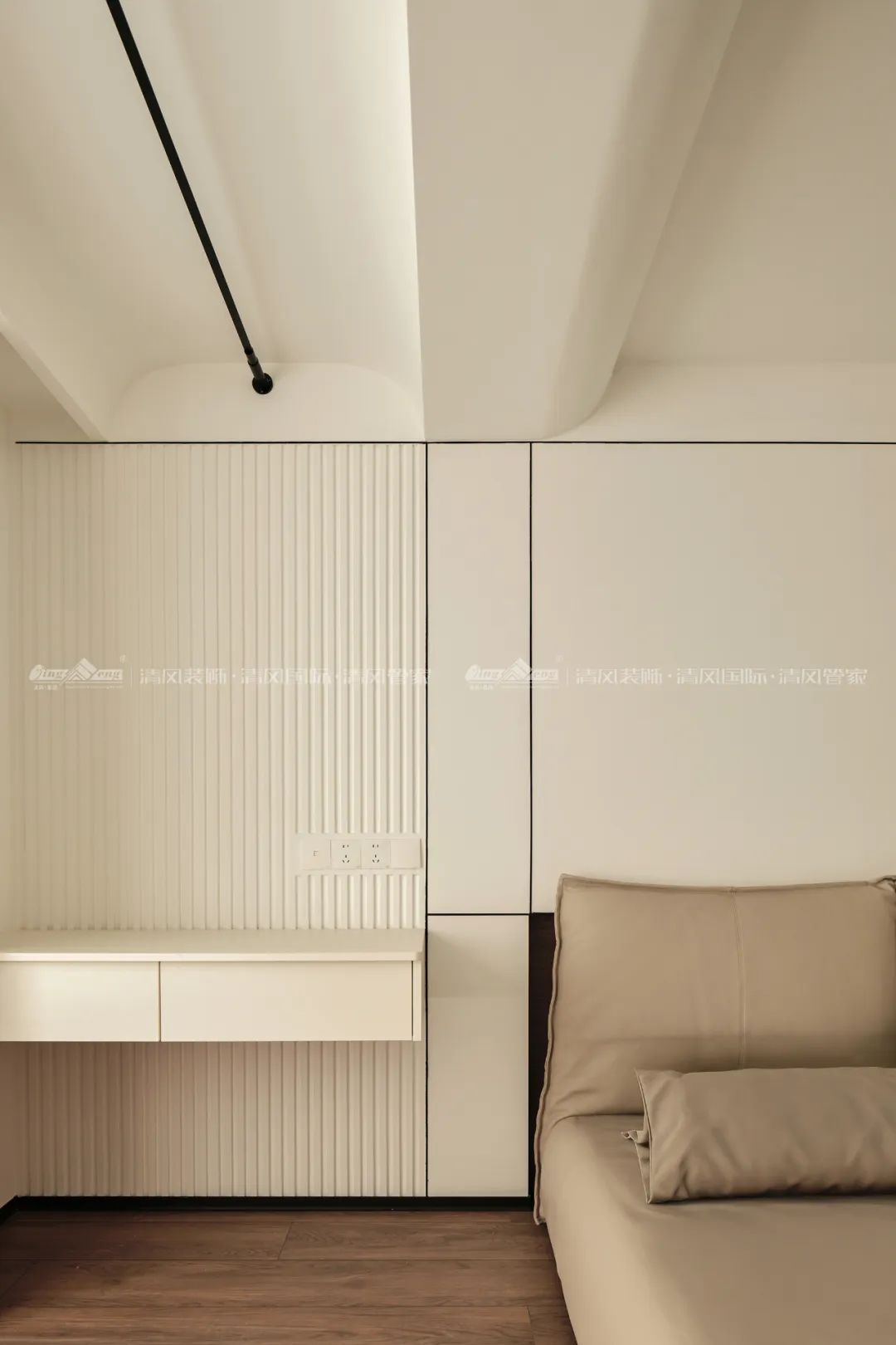 賞·析|289㎡現(xiàn)代極簡(jiǎn)別墅，生活與藝術(shù)的碰撞