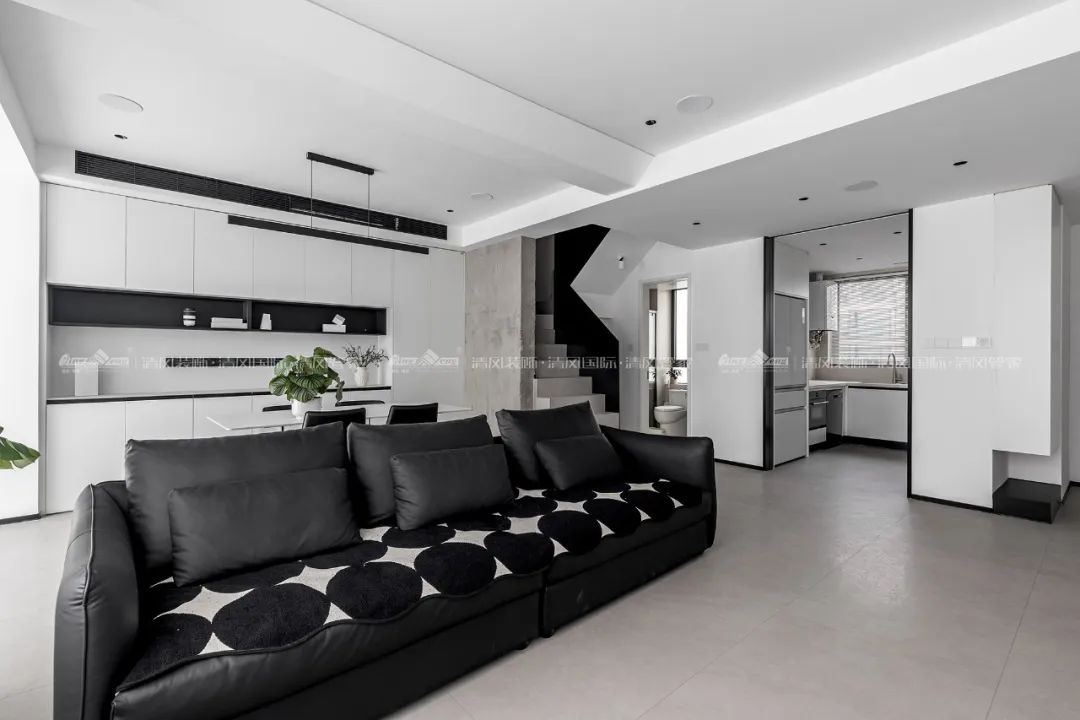 賞·析|180㎡現(xiàn)代簡約，探尋靜謐與悠然的日常